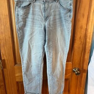 White House Black Market Denim Everyday Soft Jeans